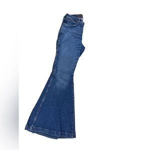 Womens wrangler 27 flare